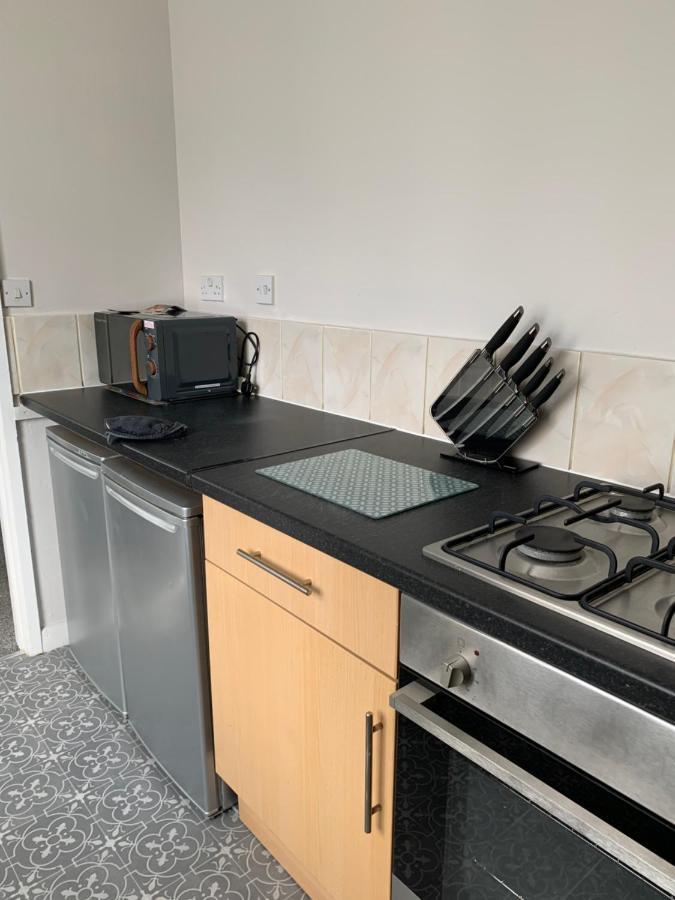Farnworth The Greens Apartment מראה חיצוני תמונה